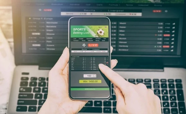 Football Betting: The Art of Allocation in Staking Plans